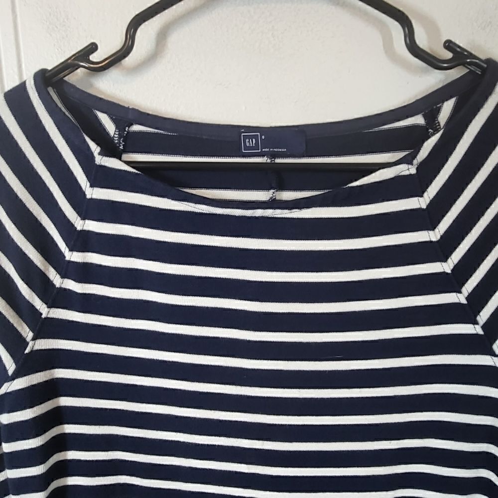Gap Dress    - Picture 8 of 9